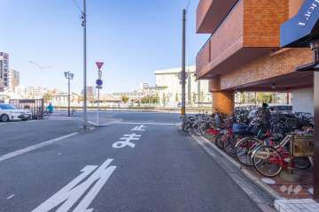 敷地北側の前面道路　