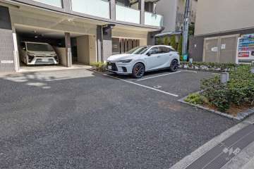 敷地内駐車場（屋外平面式）