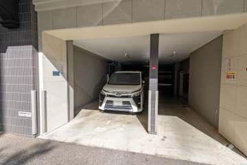 敷地内駐車場（屋内平面式）