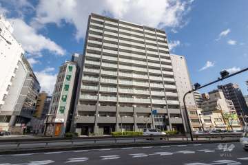 ウイズなんばの外観（北西側から）