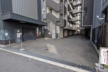 駐車場の出入り口