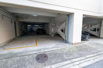 敷地内駐車場（屋内平面式）