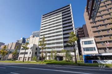 イニシアブランなんばの外観（北東側から）