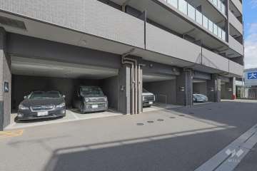 敷地内駐車場（屋内平面式）