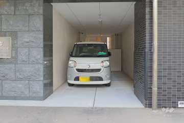 敷地内駐車場（屋内平面式）