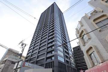THE-CROSS-CITY-TOWERの外観（北東側から）