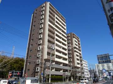 アービング南千里ツインコートの外観（南側から）