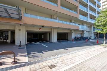 駐車場の出入り口