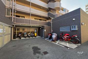 バイク置場