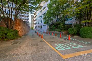 駐車場の出入り口