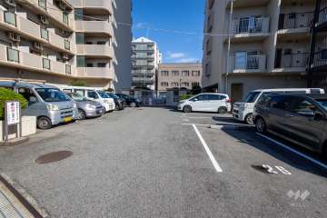 敷地内駐車場（屋外平面式）