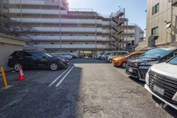 敷地内駐車場（屋外平面式）