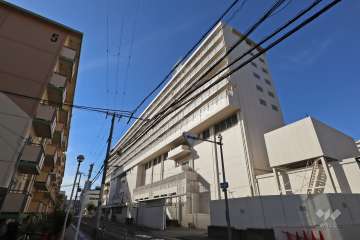 ファミリーコーポ今福の外観(南東側から)
