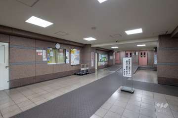 エントランスホール