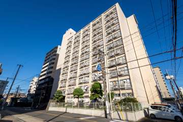 京橋第二コーポの外観（南西側から）