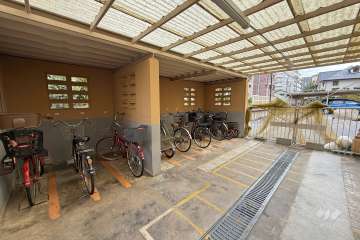 駐輪場　