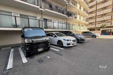 敷地内駐車場(屋外平面式)