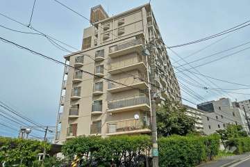 ハイム関目の外観（西側から）