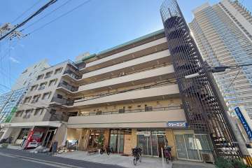 ニュー京阪マンションの外観（北西側から）