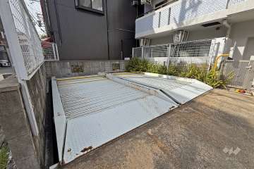 敷地内駐車場（屋外機械式）