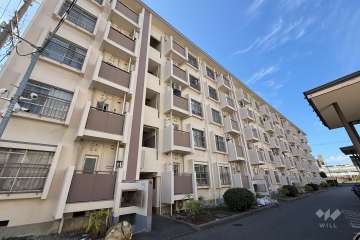 深江橋コーポF号棟の外観（北東側から）