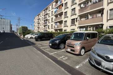 敷地内駐車場(屋外平面式)