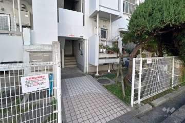 住居入り口　