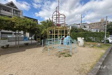 敷地に隣接する公園