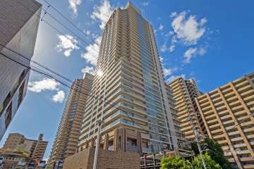 コムズシティ野江D棟の外観（北東側から）