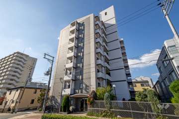 東急ドエルアルス鶴見緑地公園の外観（北東側から）