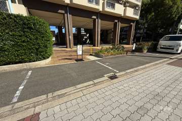 敷地内駐車場（屋外平面式）