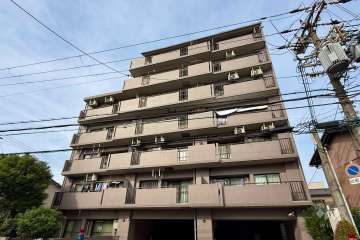 ベルアーバニティ城東の外観（南東側から）