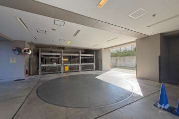 敷地内駐車場(屋内機械式)