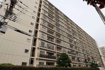 京橋コーポの外観（南西側から）