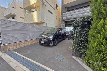 敷地内駐車場（屋外平面式）