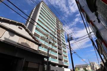 クリスタルエグゼ蒲生の外観(南西側から)