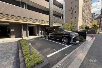 敷地内駐車場(屋外平面式)