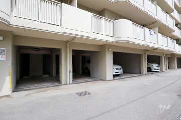 敷地内駐車場（屋内平面式）