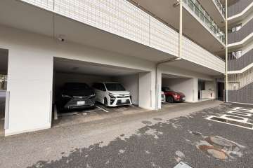 敷地内駐車場(屋内平面式)