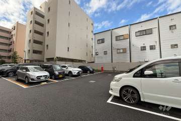 敷地内駐車場(屋外平面式)