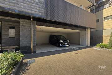 敷地内駐車場(屋内平面式)