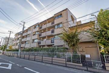 古市南コーポ2号棟の外観（北東側から）