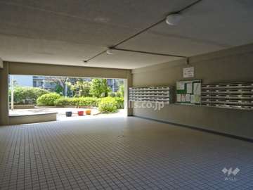 エントランスホール