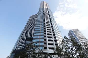 パークタワー勝どきサウスの外観(西側から)