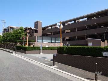 グランステイツ豊中本町寿楽荘の外観（北西側から）