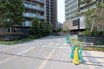 駐車場の出入り口　