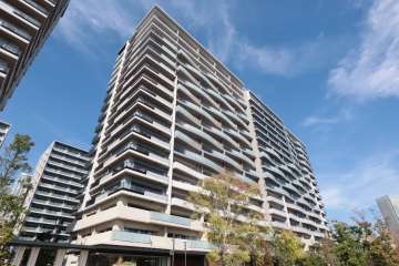 晴海フラッグシービレッジE棟の外観(南側から)