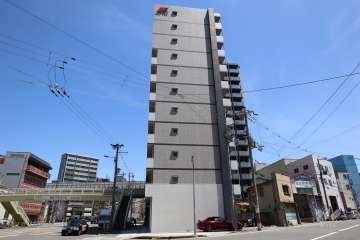 リヴィアス難波ルノンの外観（東側から）