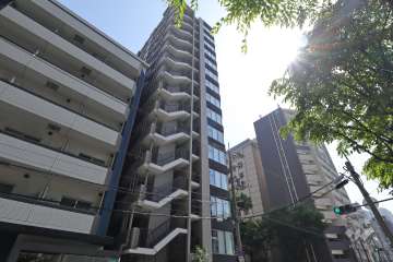 ソルティア東梅田の外観（北東側から）