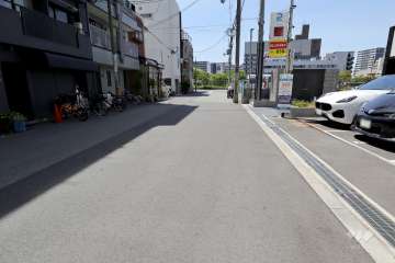 敷地南側の前面道路　